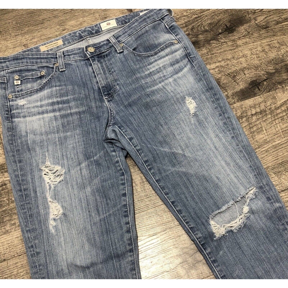 AG Adriano Goldschmied Sz 29R Jeans The Stevie Women’s Straight Distressed C42
